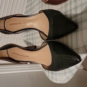 Womens shoes